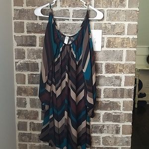 ❤Beautiful Yahada USA Cold Shoulder Sleeves Dress